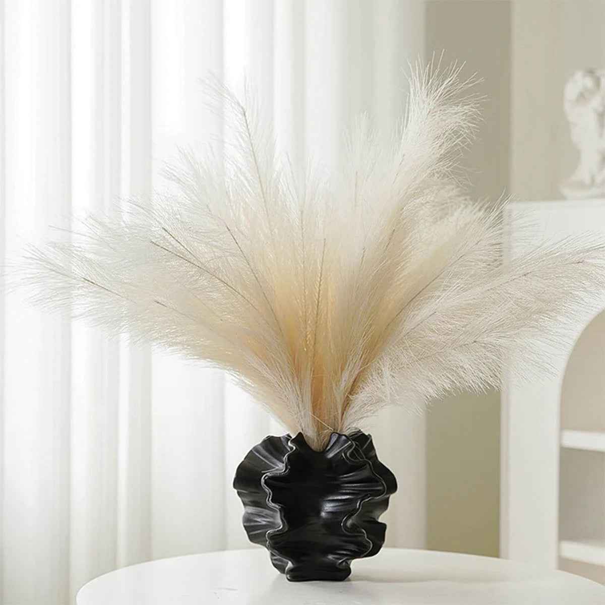 house & garden : Uni Vase | Modern and Stylish Vases for Every Room in van Vandaliamo