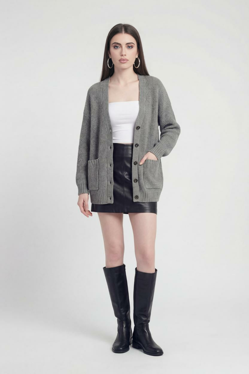 Cardigan : Women's Oversized Soft Knit Cardigan - Open Front for Everyday Comfort in van Vanda Liamo