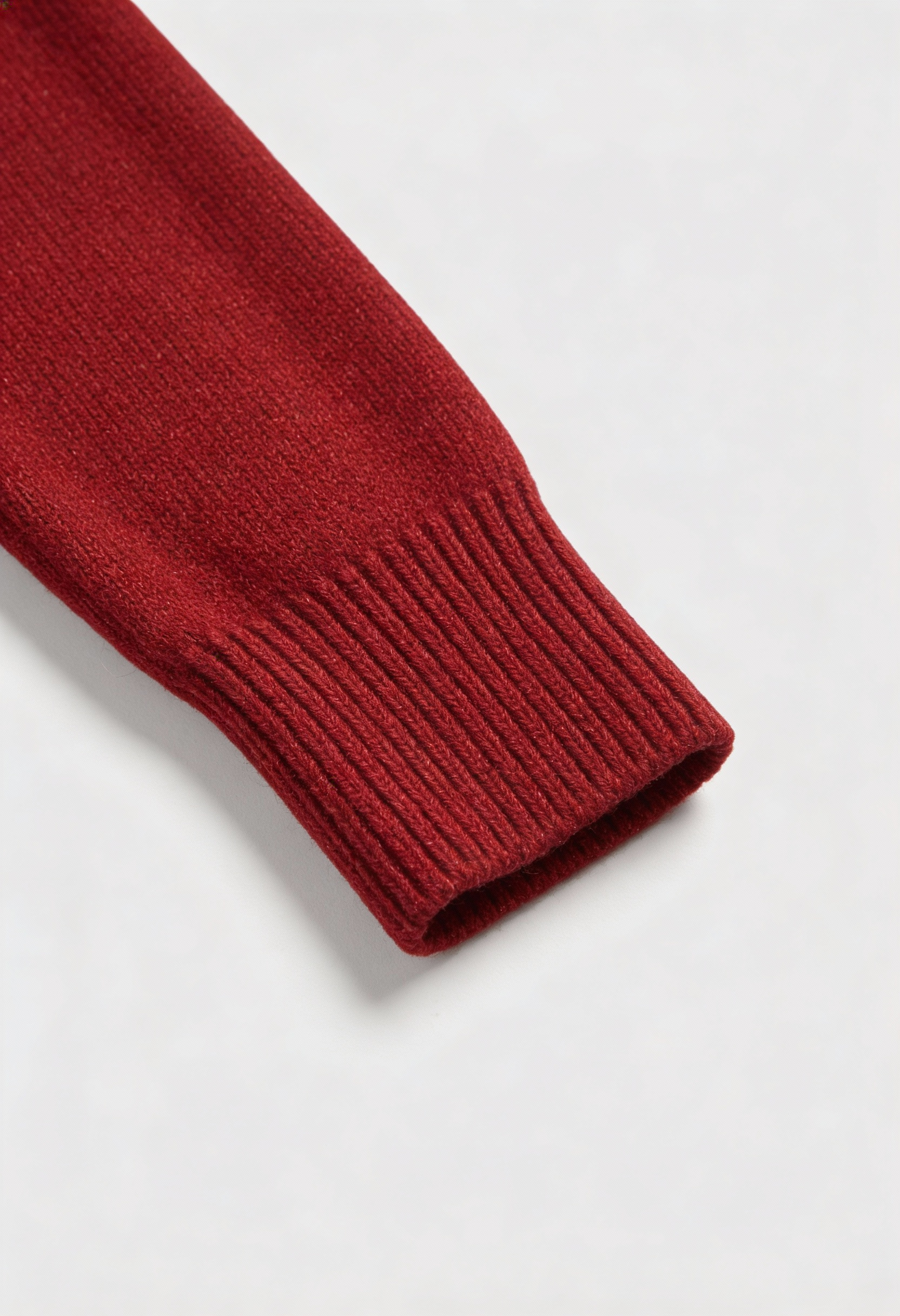 Cardigan : Women's Slim-Fit Burgundy V-Neck Knit Cardigan Sweater in van Vanda Liamo