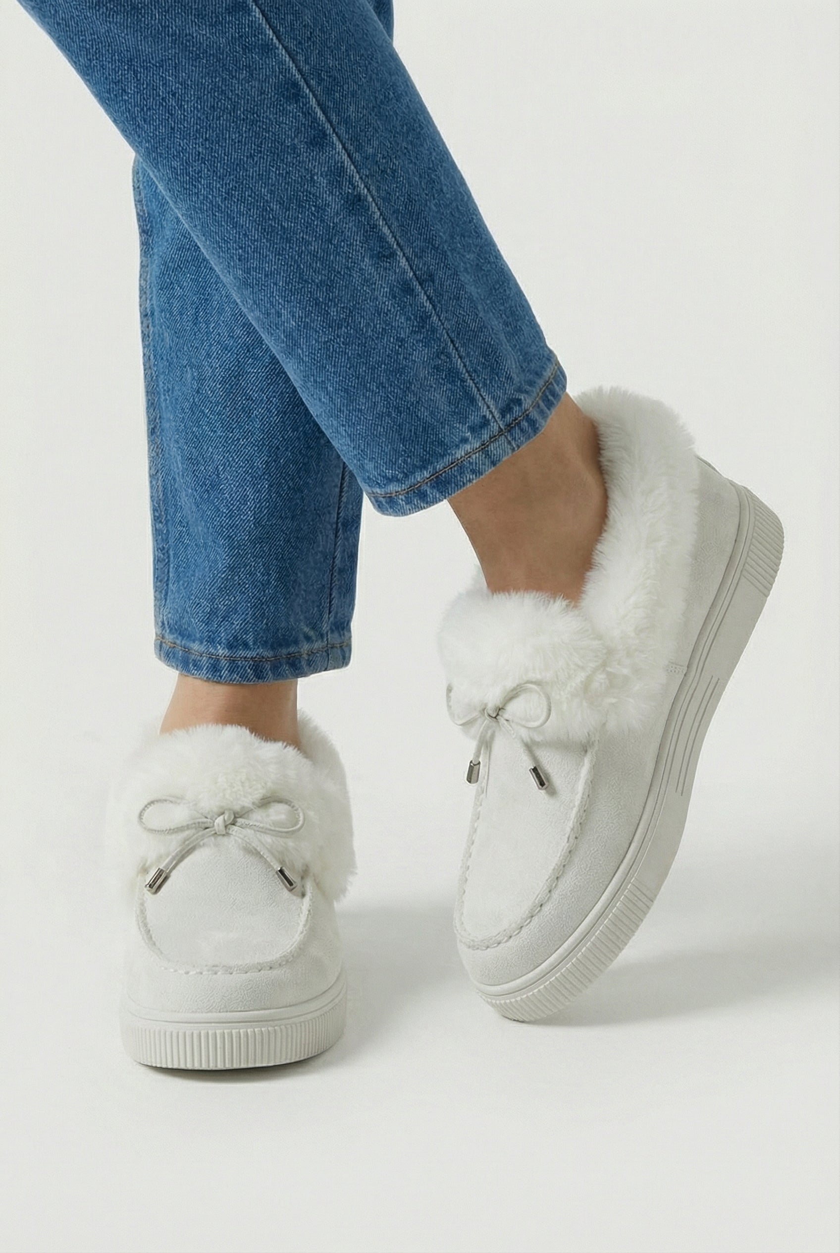 Women’s Snow Boots : Women's White Insulated Winter Boots in van Vanda Liamo