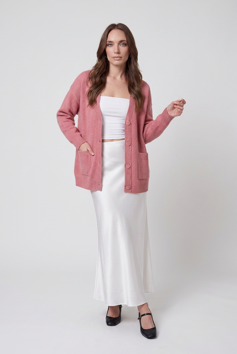 Cardigan : Women's Pink V-Neck Knit Cardigan Sweater - Soft & Lightweight in van Vanda Liamo