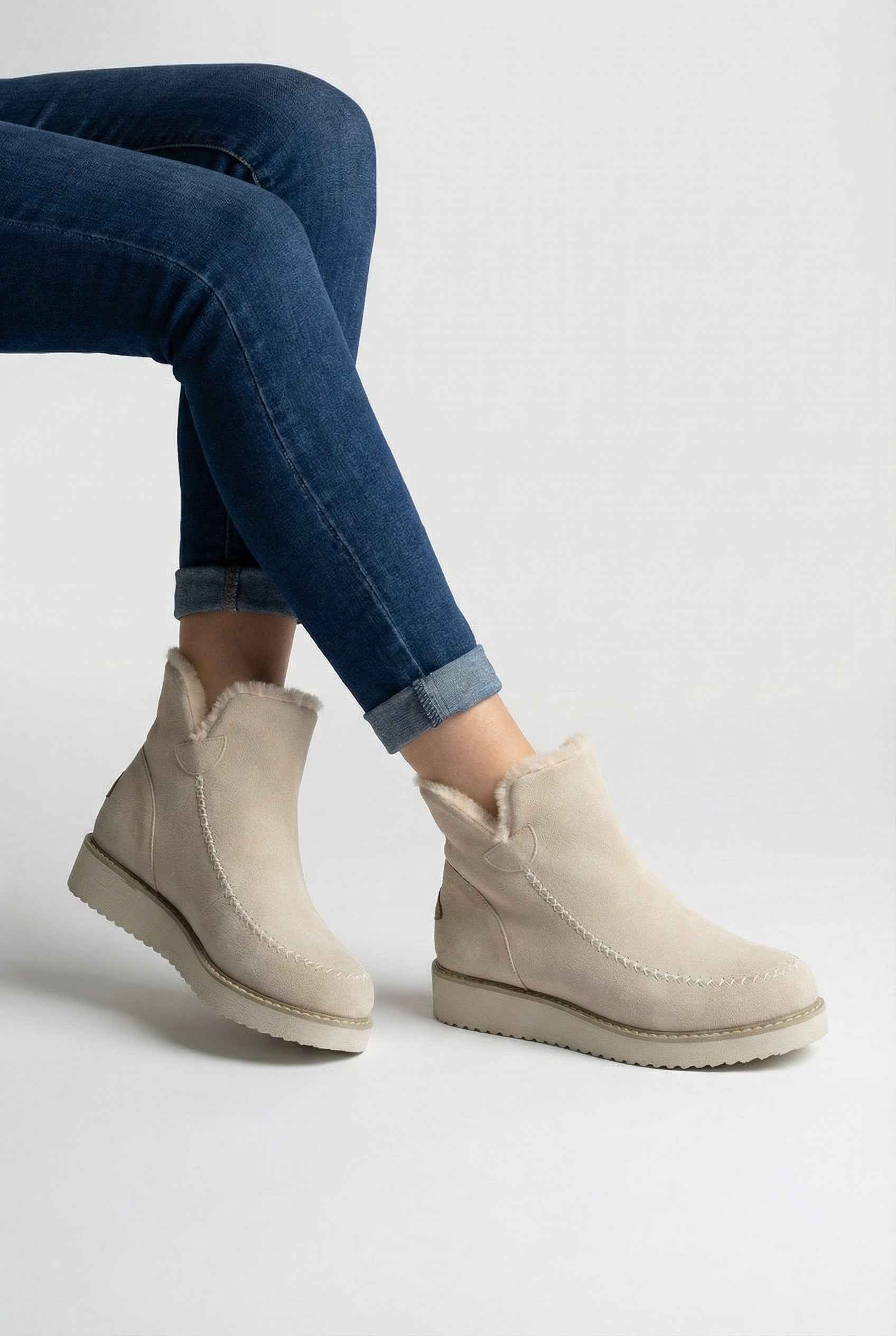 Women's Boots : Women's Beige Faux Fur Lined Winter Ankle Boots - Warm & Waterproof in van Vanda Liamo