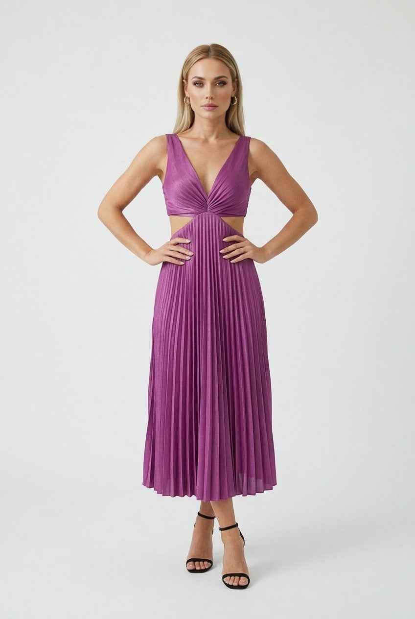 Maxi Dresses : Women’s Luxe Purple Pleated Dress – Graceful Statement for Special Moments in van Vanda Liamo