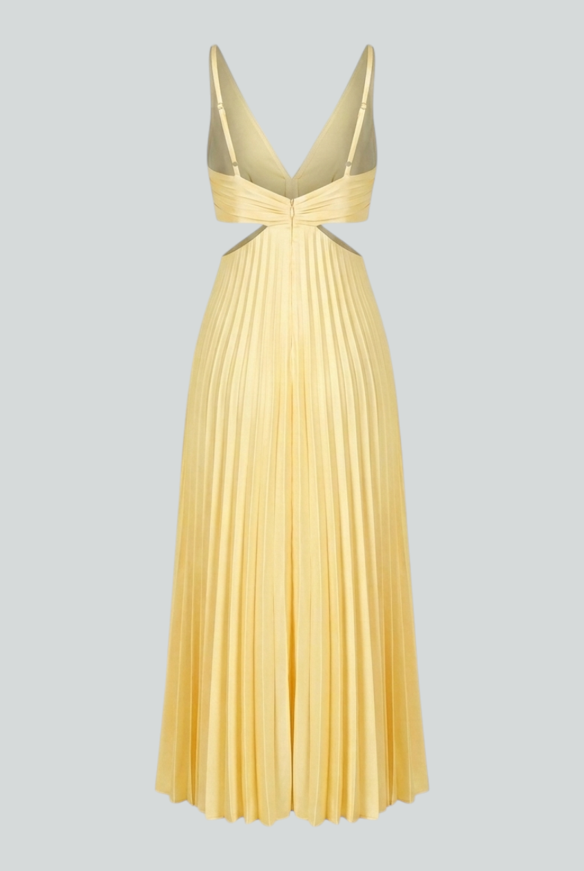 Maxi Dresses : Women’s Sunlit Pleated Dress – Flowing Elegance for Warm Days in van Vanda Liamo