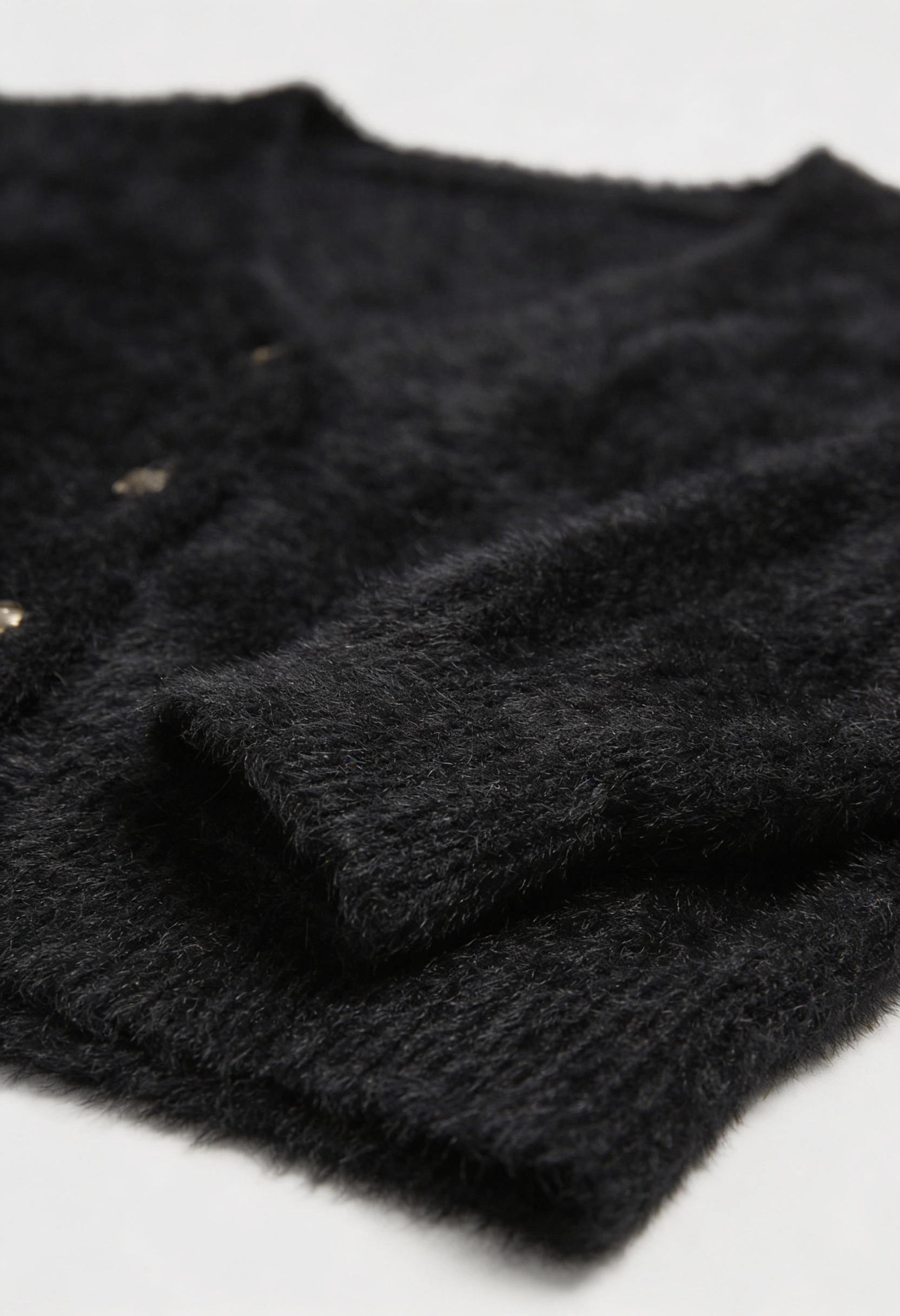 Cardigan : Women's Black V-Neck Knit Cardigan Sweater - Soft & Lightweight in van Vanda Liamo