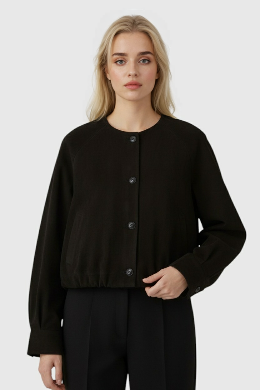 Jacket : Women's Black Crew Neck Jacket in van Vanda Liamo