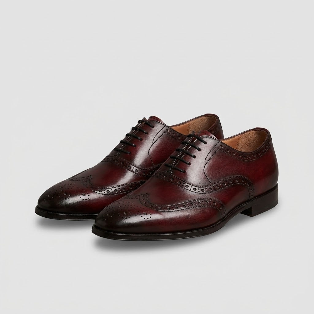 Footwear : Men's Handcrafted Oxford Shoes - Clinton in van Vanda Liamo