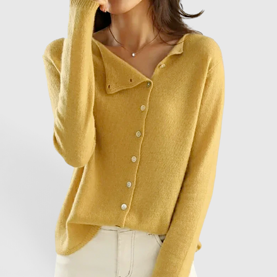 Fashion : Women's Elegant Wool Cardigan - Lightweight Layering Piece in van Vanda Liamo