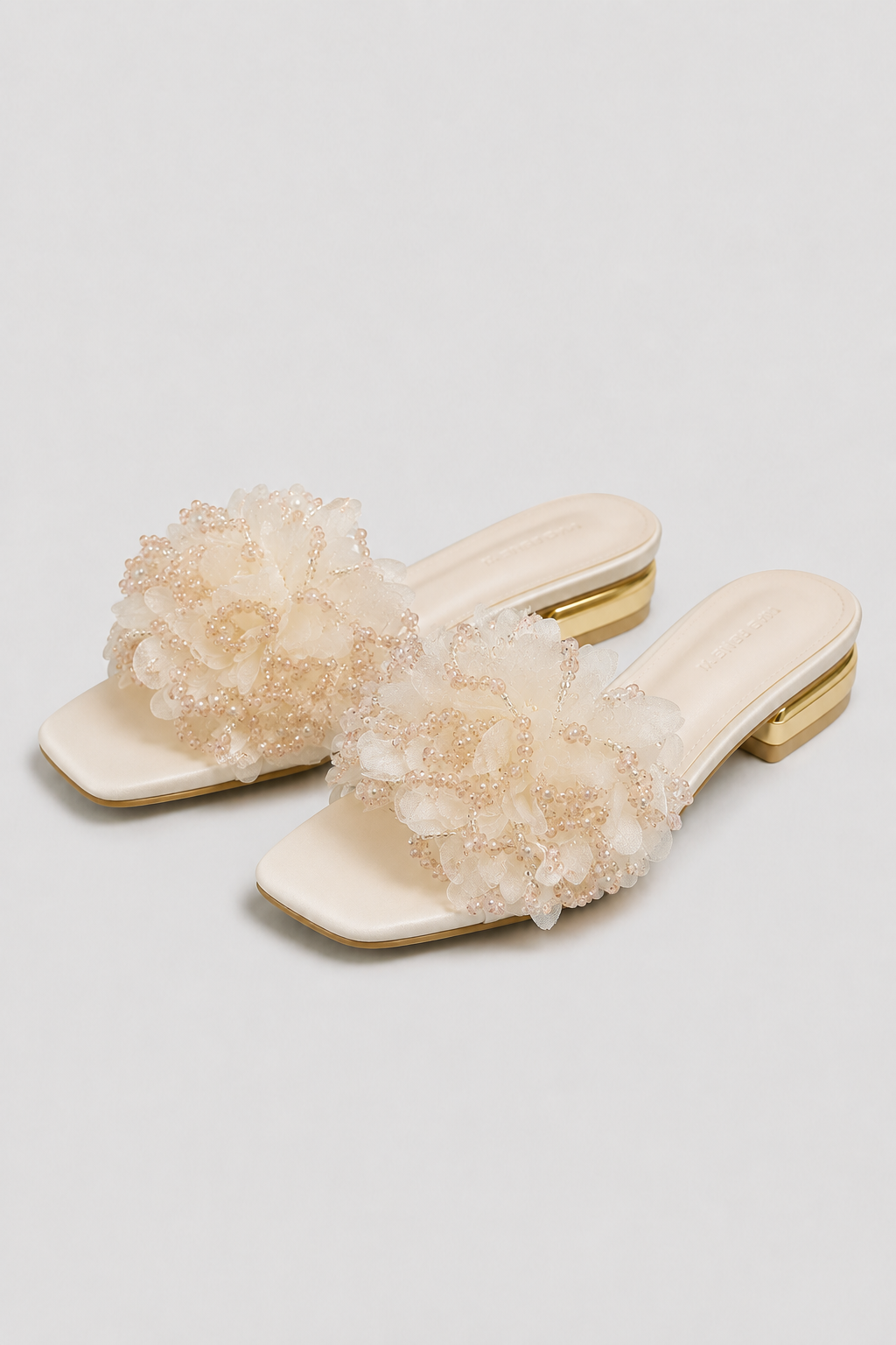 sandals : Flower Petal Pearl-Embellished Mules - Bridal & Gala Elegance in van Vandaliamo