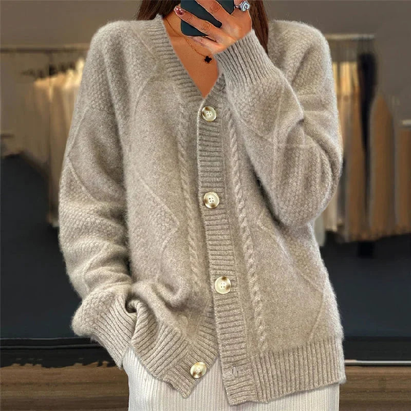 Knitwear : Women's Knitted Vest - Textured Pattern with V-Neck in van Vanda Liamo