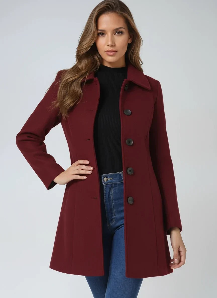 Outerwear : Women's Tailored Coat - Classic Collar with Button Closure in van Vanda Liamo