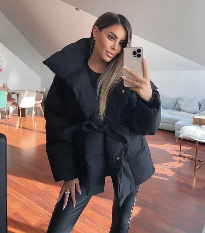Coat : Women's Belted Puffer Coat with Stand Collar in van Vandaliamo