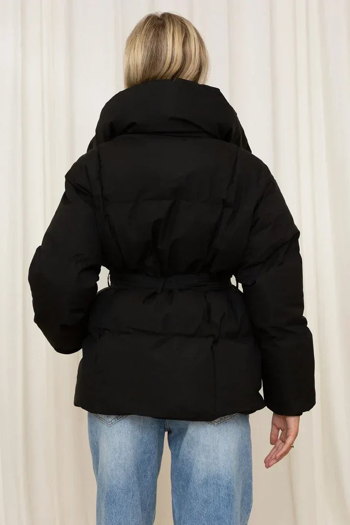 Coat : Women's Belted Puffer Coat with Stand Collar in van Vandaliamo