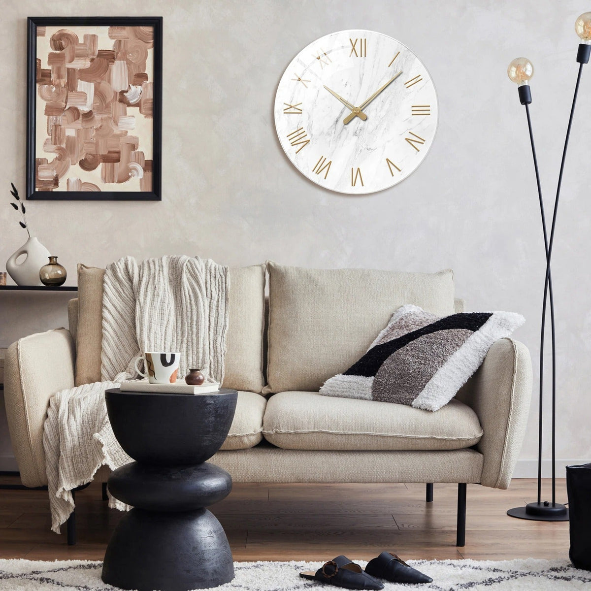 Marble-Effect Wall Clock – Gold Roman Numerals & Classic Elegance
