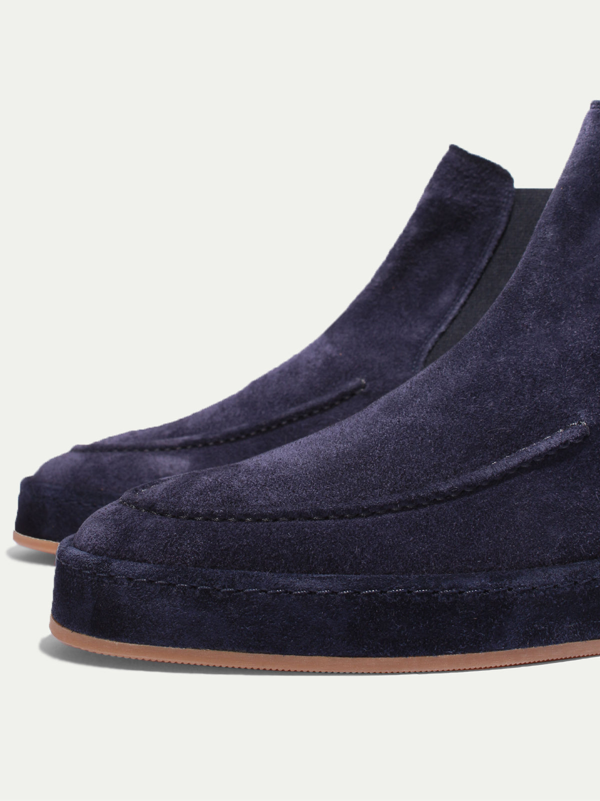 Footwear : Men's Suede Chelsea Boot - Suede Sole with Elastic Side Panels in van Vanda Liamo