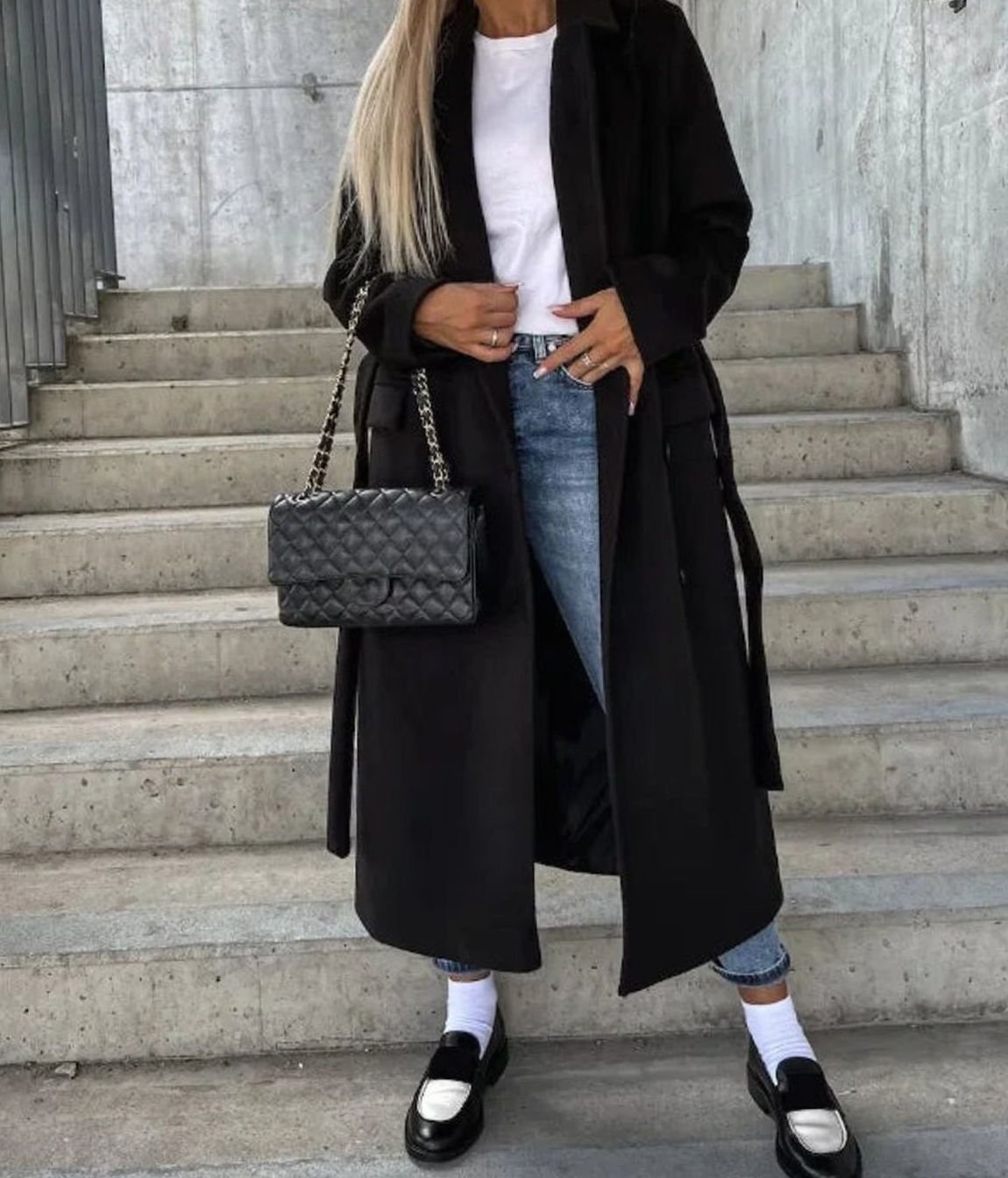 Fashion : Women's Double-Breasted Long Coat with Lapel Collar in van Vanda Liamo