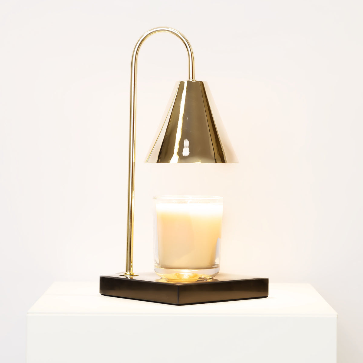 Winter Gadgets : Marble Candle Warmer Lamp - Flameless Wax Melt Lamp with Timer in van Vandaliamo