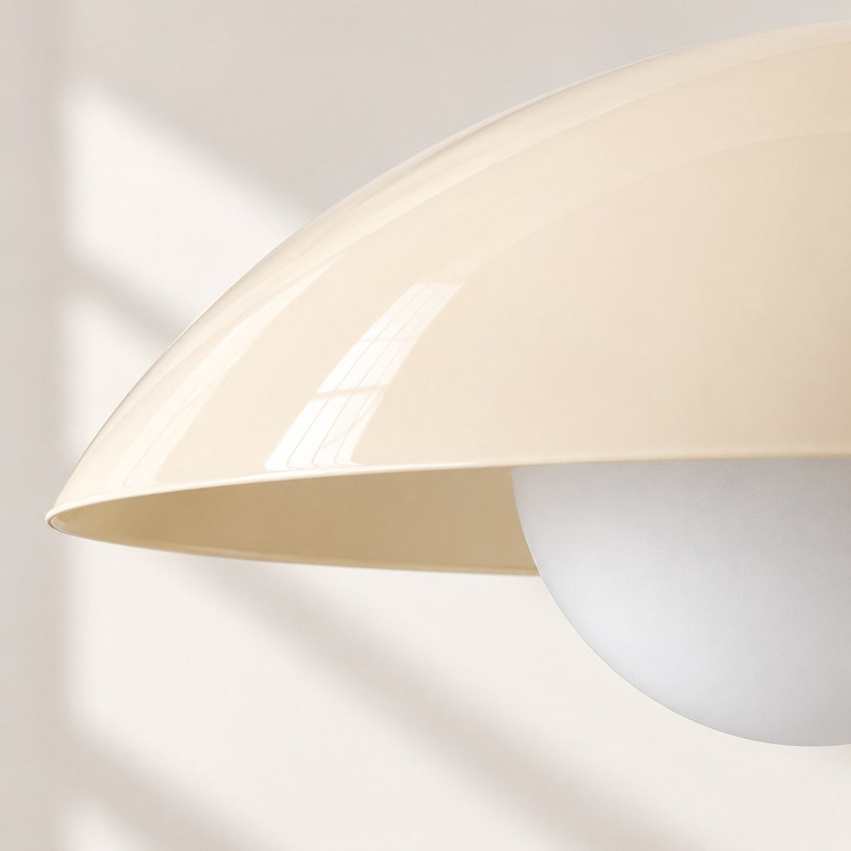 Home Decor : Mid Century Bauhaus Plug-In Pendant Light in van Vandaliamo