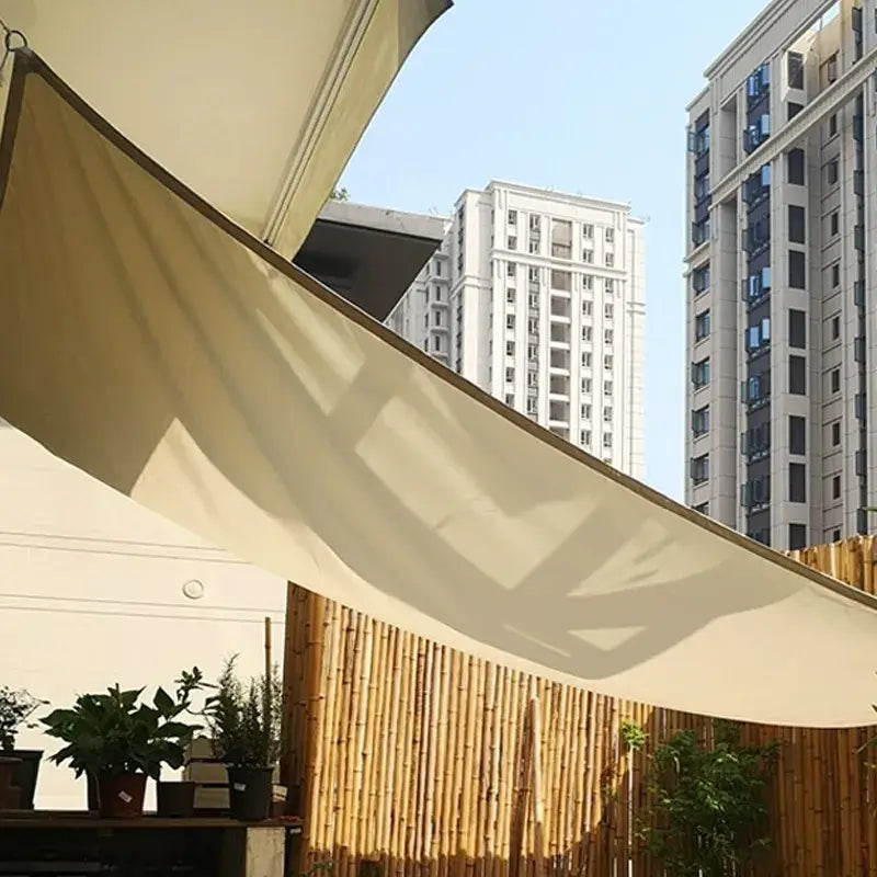 house & garden : SailShade - Waterproof Outdoor Sun Shade in van Vandaliamo