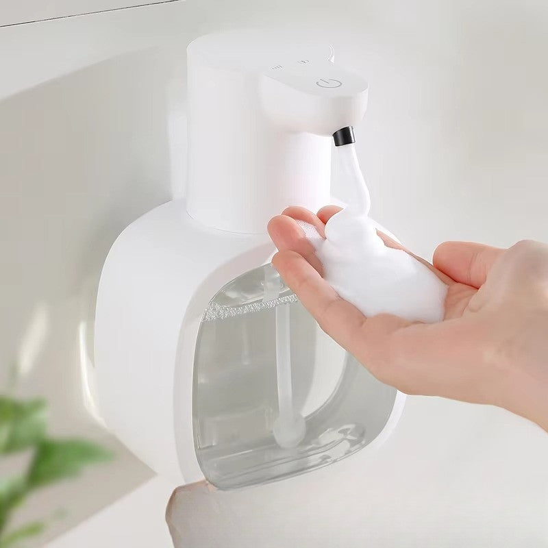 Home & Garden : Automatic Rechargeable Liquid Soap Dispenser in van Vandaliamo