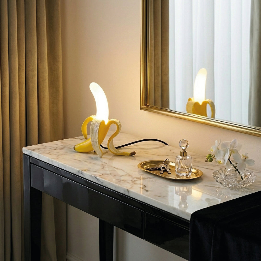 Home Decor : Art Deco Banana Table Lamp - Decorative Accent Light in van Vandaliamo