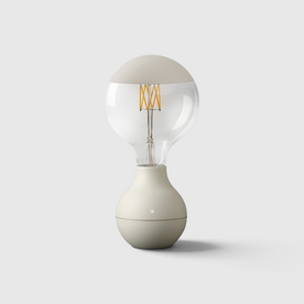 Cordless Table Lamp : Cordless Filament Bulb Table Lamp – Rechargeable Touch-Dim Ambient Light in White van Vanda Liamo