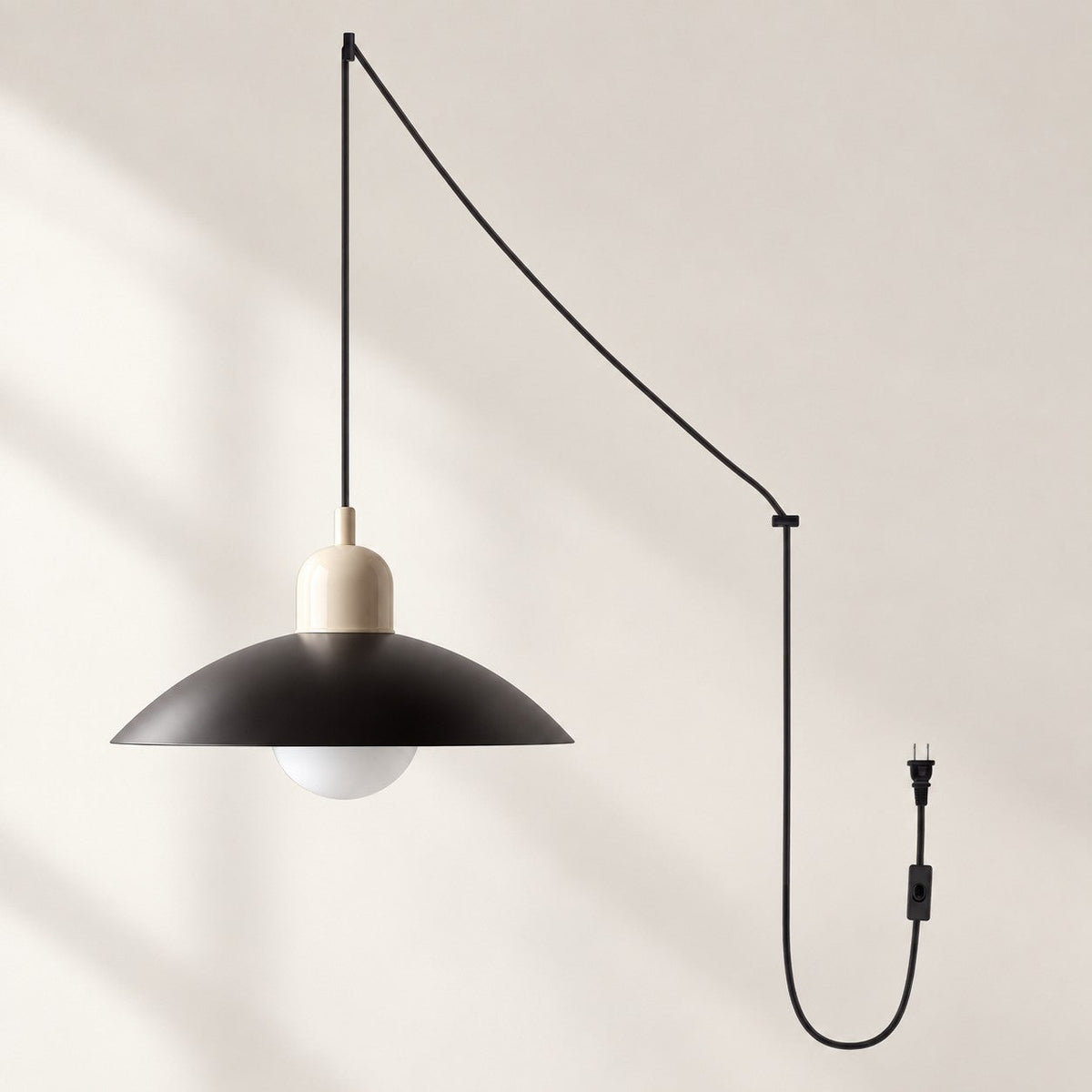 Home Decor : Mid Century Bauhaus Plug-In Pendant Light in van Vandaliamo