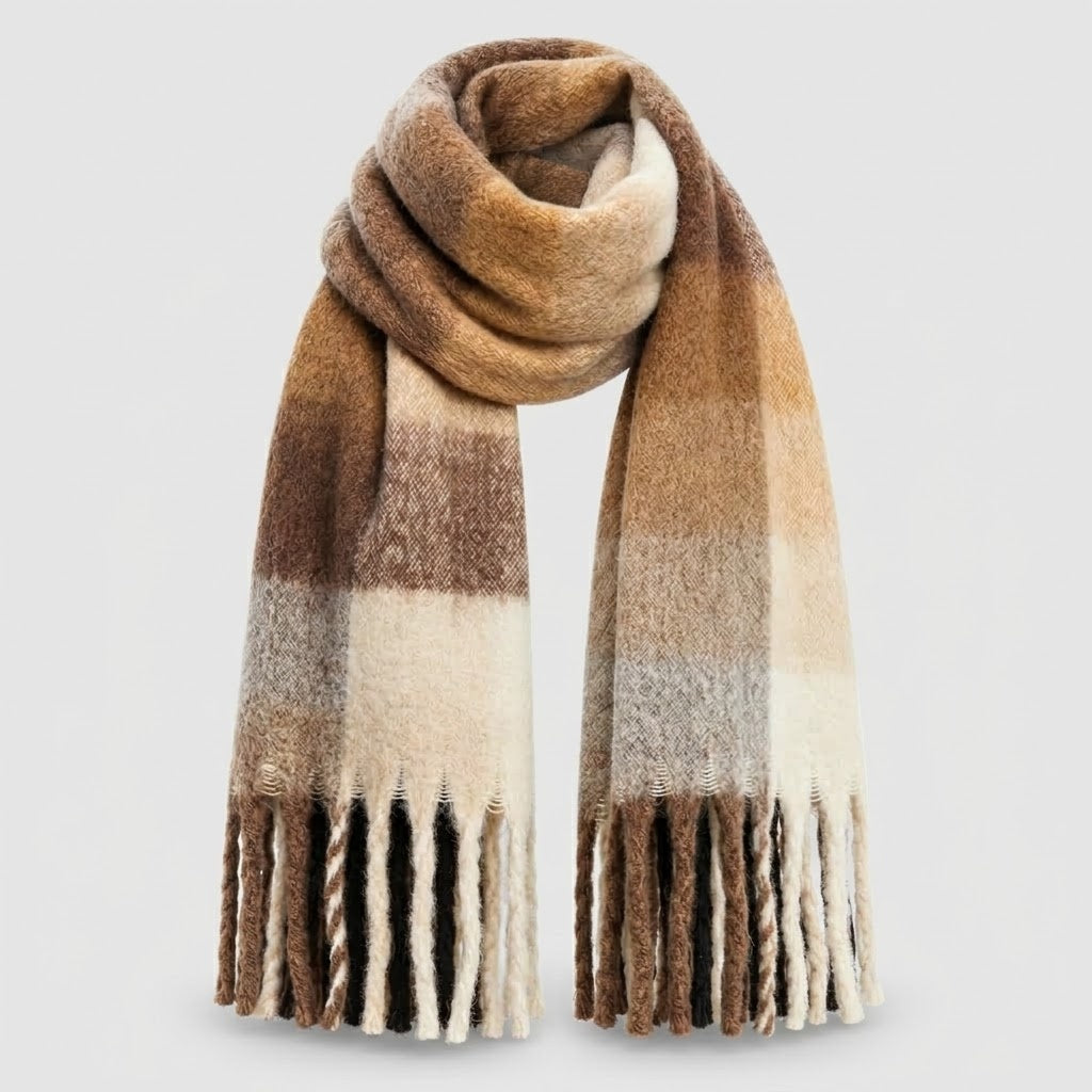 Scarves : Women's Oversized Winter Scarf with Gradient Color and Fringe in van Vanda Liamo