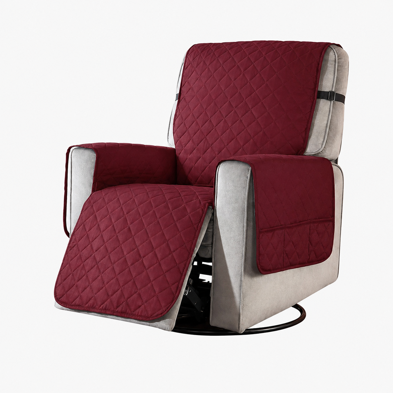 house & garden : Universal Soft Armchair Cover in Red van Vandaliamo