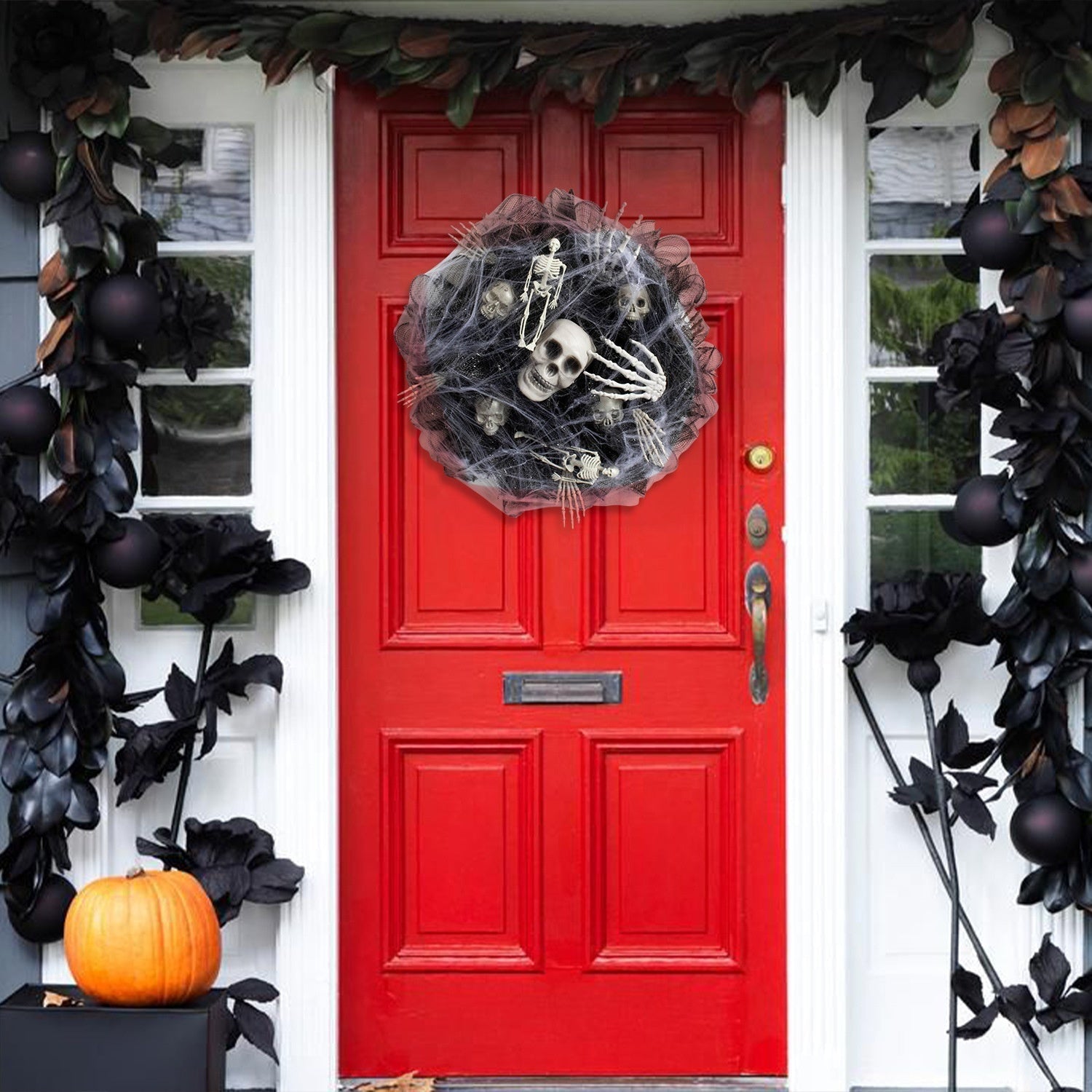 Gifts – Seasonal – Halloween : Spooky Skull Mesh Wreath in van Vandaliamo