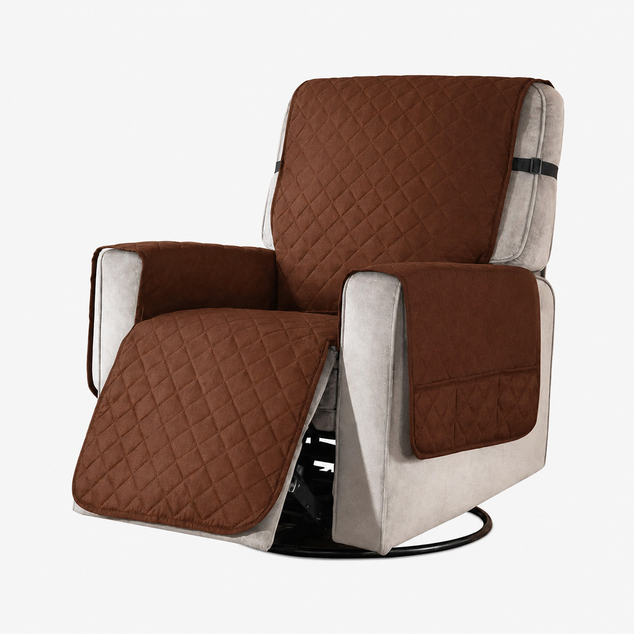 house & garden : Universal Soft Armchair Cover in Dark Brown van Vandaliamo