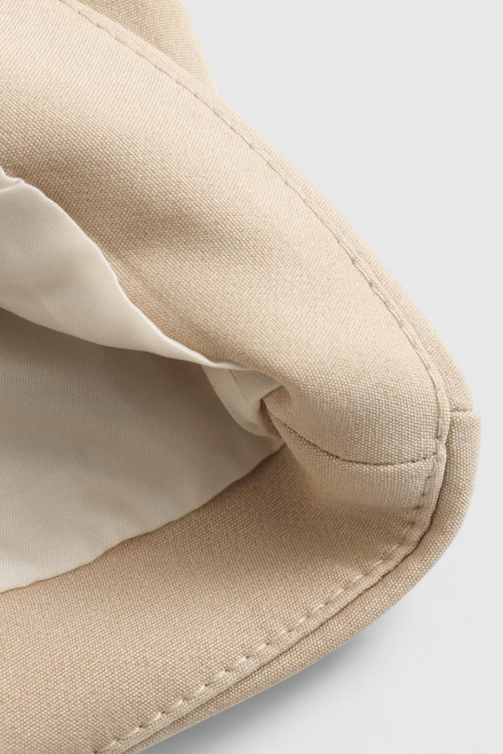 Jacket : Women's Khaki Cropped Button Jacket in van Vanda Liamo