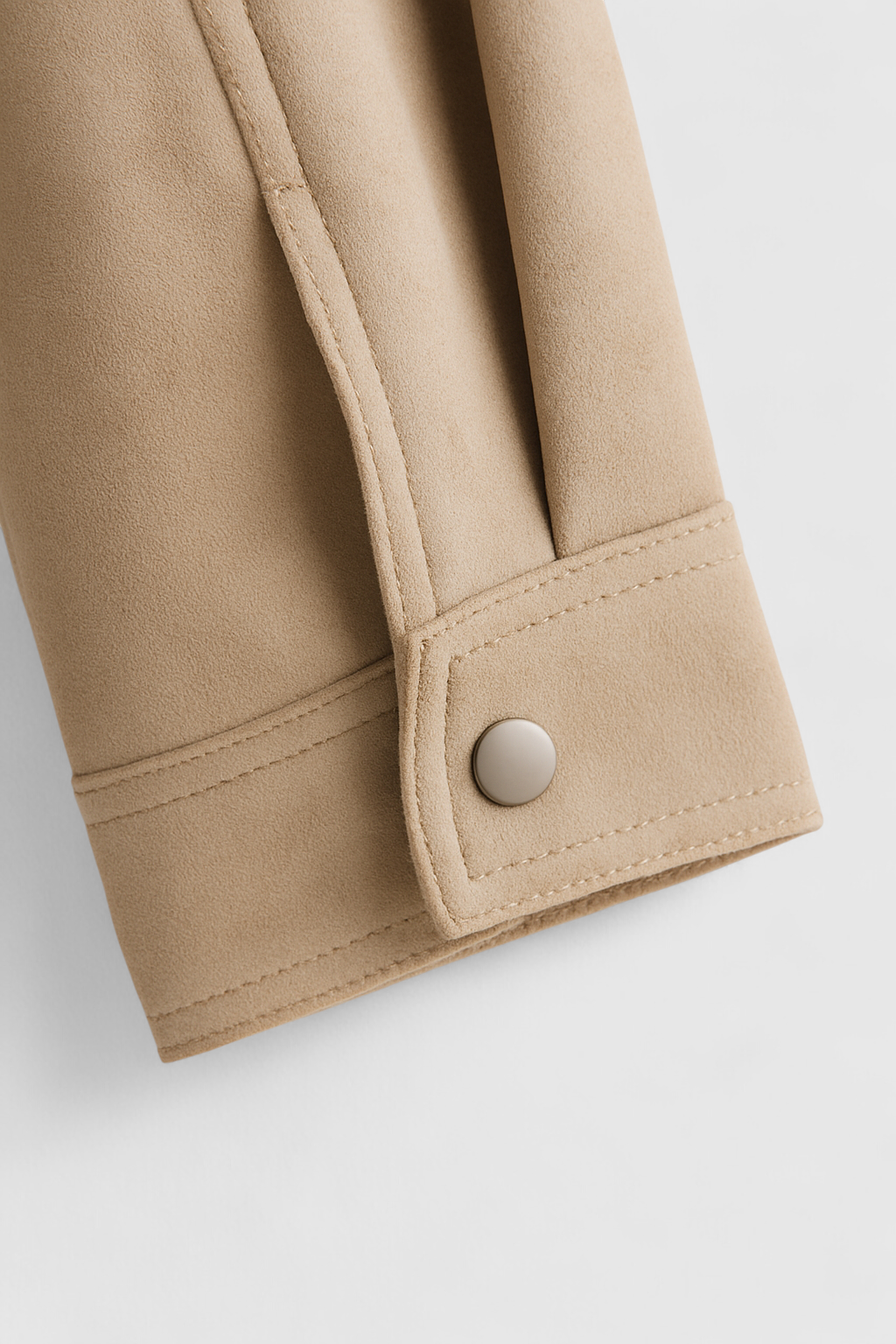 Jacket : Beige Bomber Jacket with Stand Collar in van Vanda Liamo
