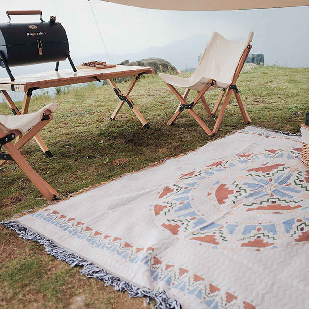 house & garden : Boho Picnic Blanket in van Vandaliamo