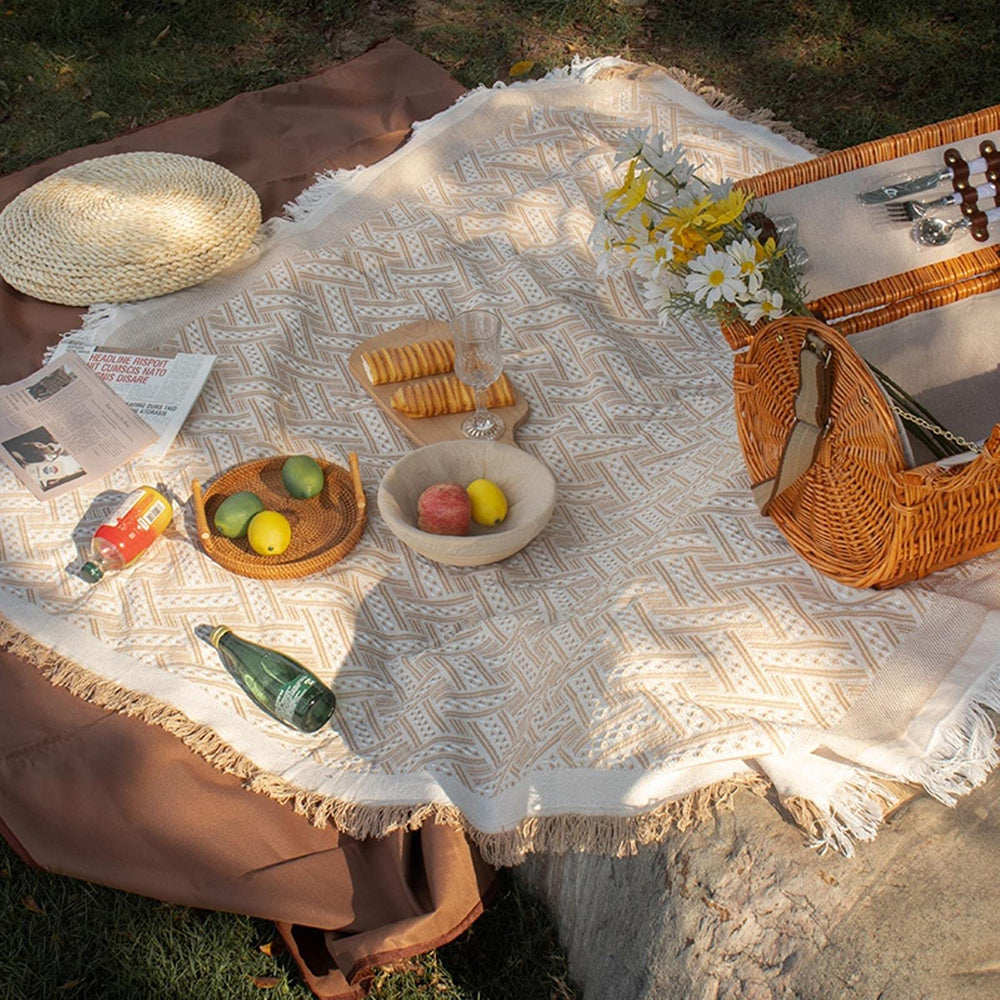 house & garden : Boho Picnic Blanket in C van Vandaliamo