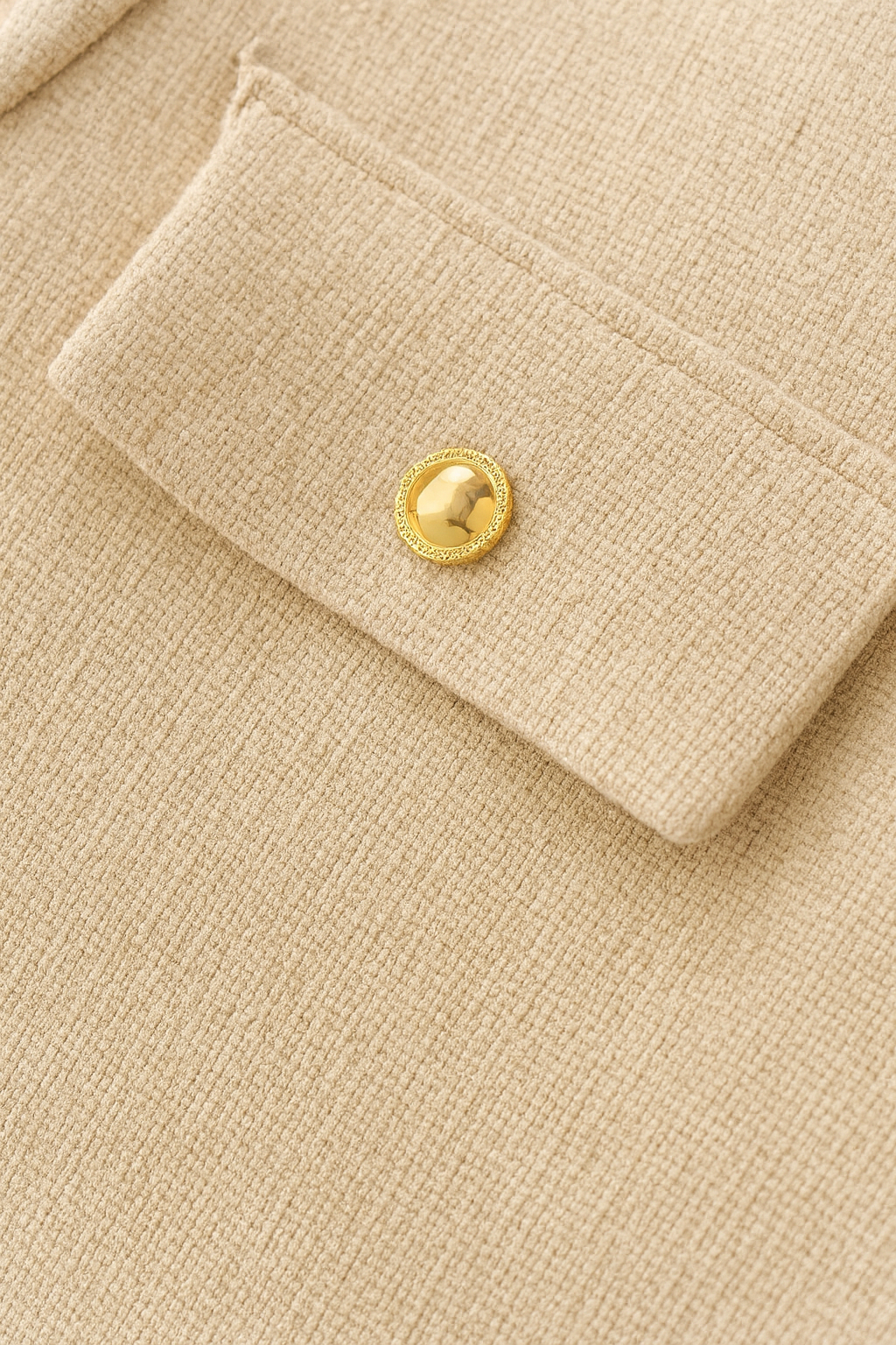 Jacket : Women's Champagne Puffer Winter Short Jacket - Warm & Stylish in van Vanda Liamo