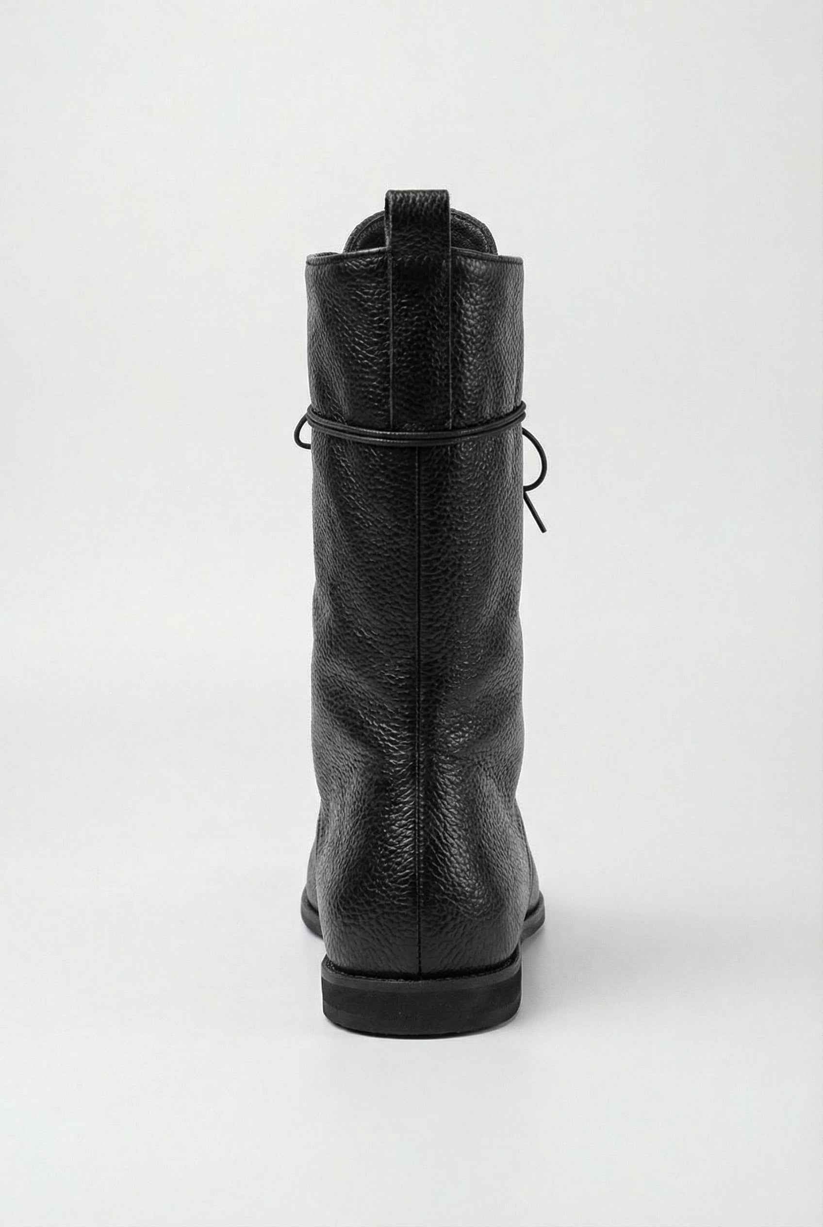 Boots : Women's Black Leather Lace-Up Ankle Boots - Comfortable & Stylish in van Vanda Liamo