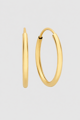 Classic Minimalist Hoop Earrings – Refined Polish & Daily Comfort