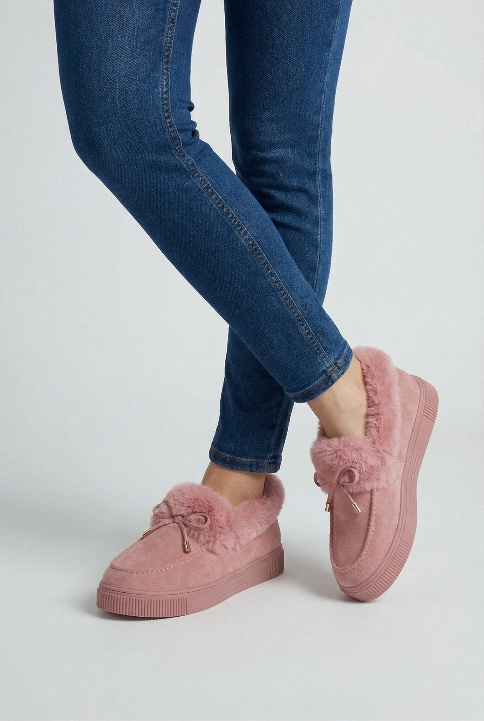Women’s Snow Boots : Cozy Pink Winter Snow Boots for Women in van Vanda Liamo