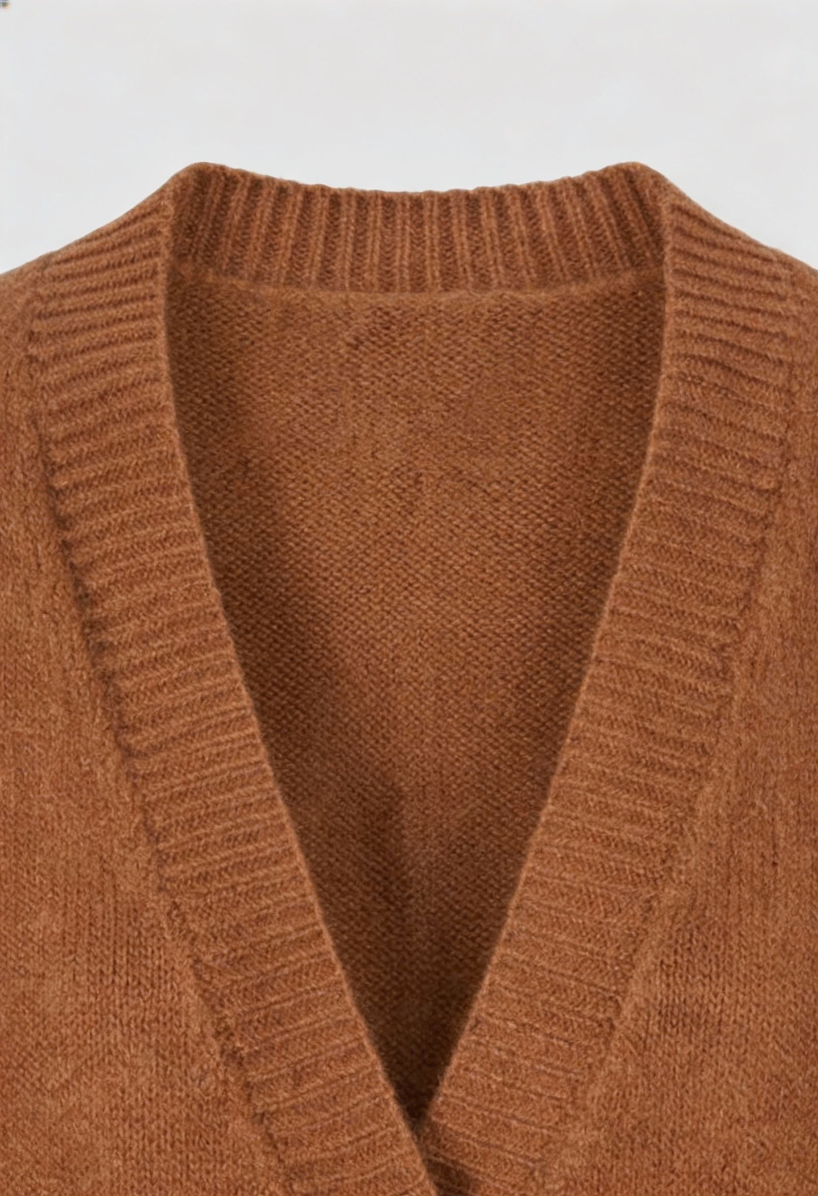 Cardigan : Women's Brown V-Neck Knit Cardigan in van Vanda Liamo