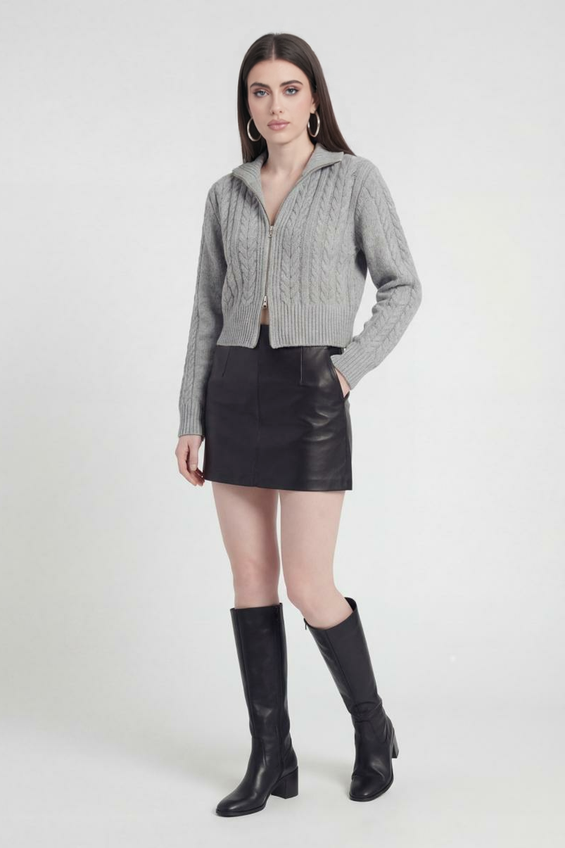 Cardigan : Women's Casual Gray Knit Cardigan in van Vanda Liamo