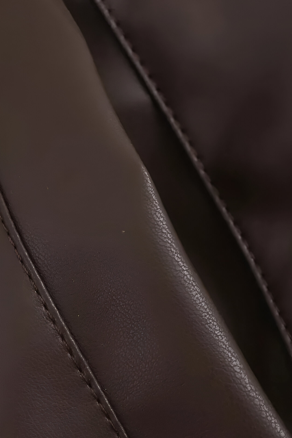 Jacket : Women's Black Faux Leather Aviator Jacket - Warm Winter Coat, S-XL in van Vanda Liamo