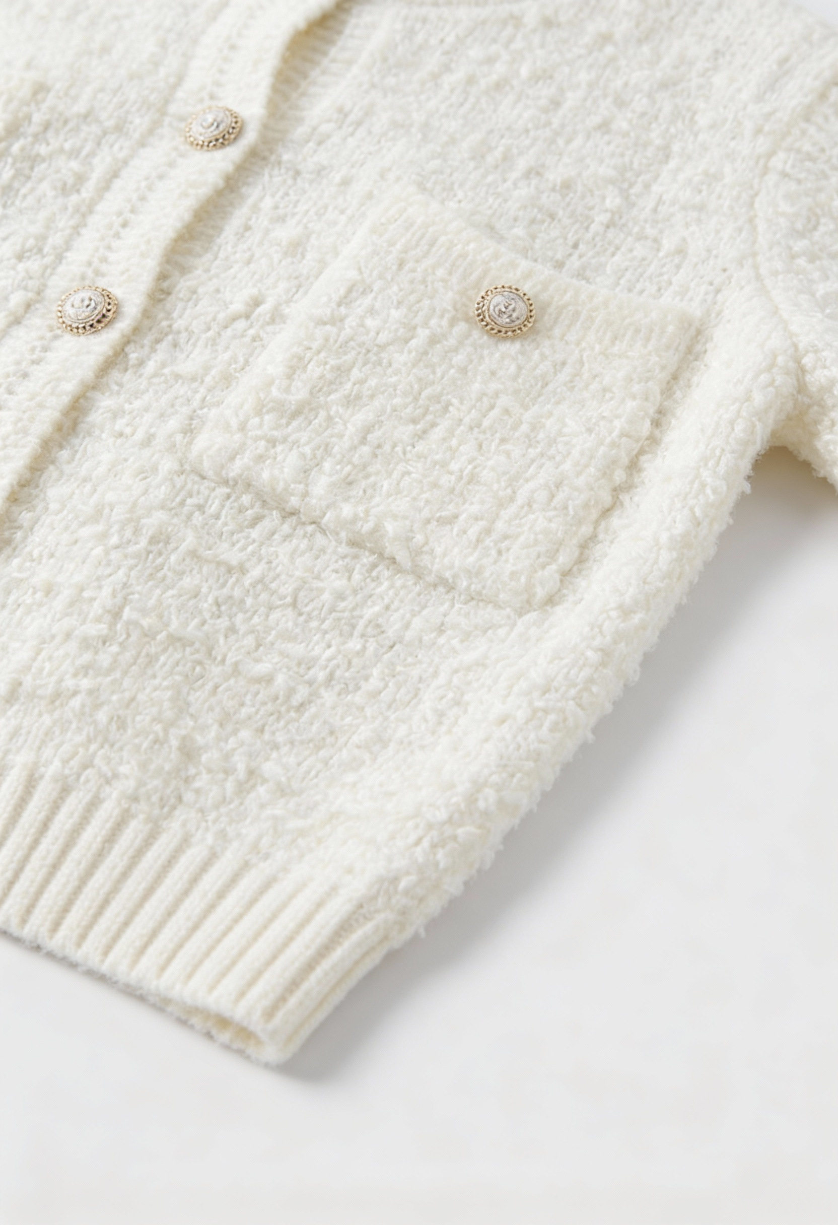 Cardigan : Women's Casual White Knit Cardigan in van Vanda Liamo