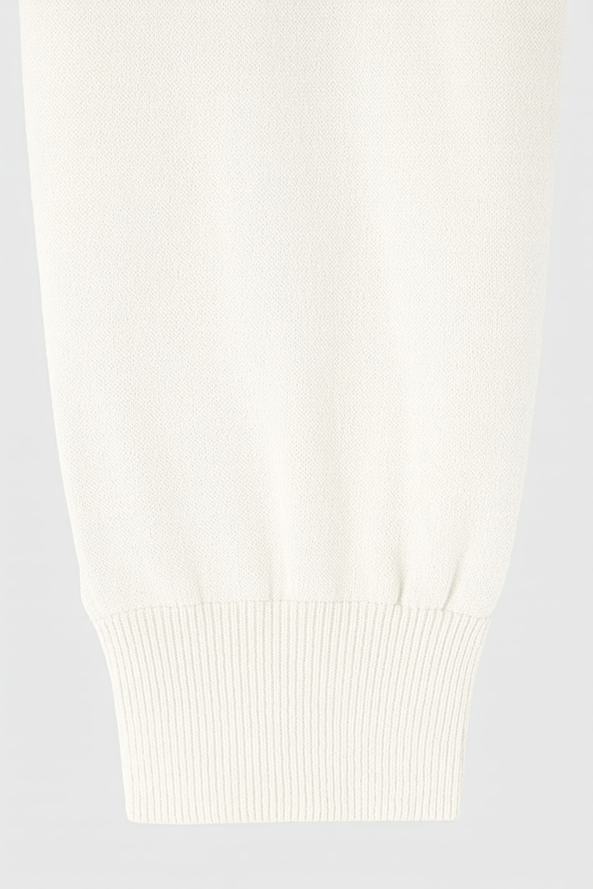 Women's Set : Women's White Fleece Sweatshirt & Jogger Pants Set - Casual 2-Piece Outfit in van Vanda Liamo