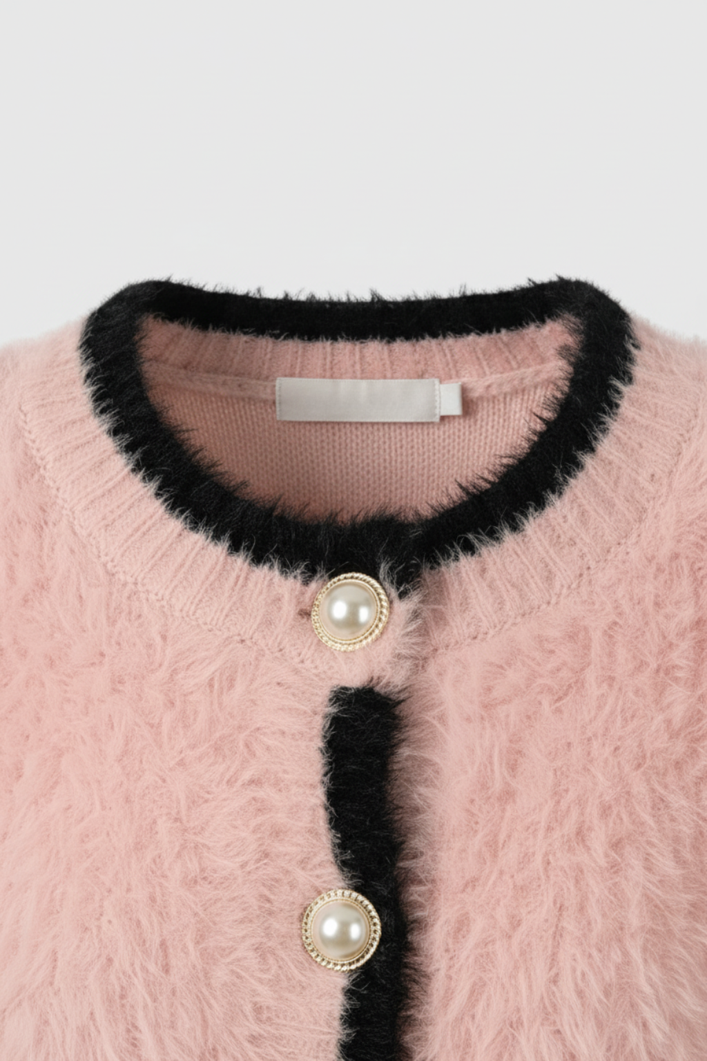 Cardigan : Women's Cropped Knit Cardigan in van Vanda Liamo
