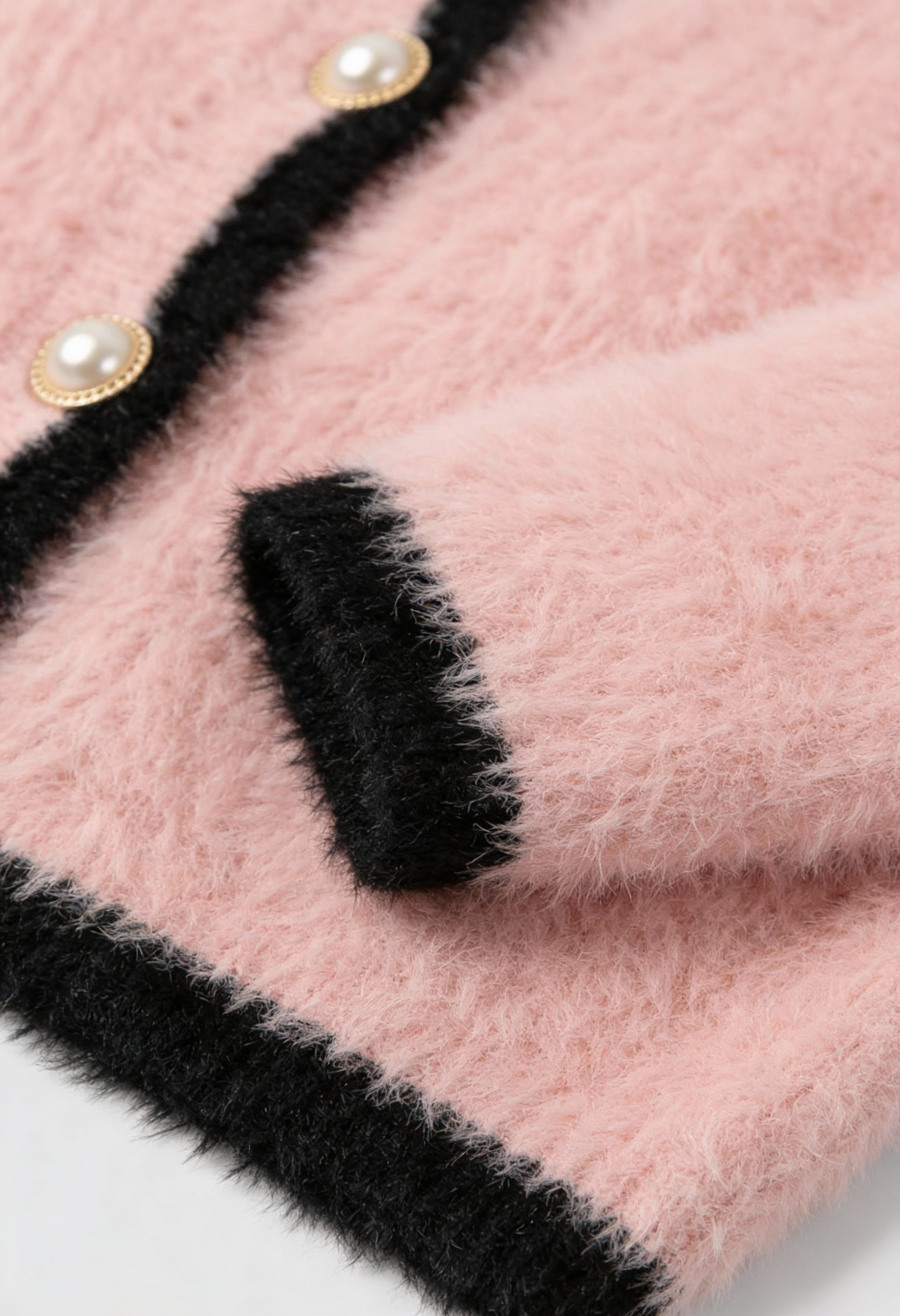 Cardigan : Women's Cropped Knit Cardigan in van Vanda Liamo