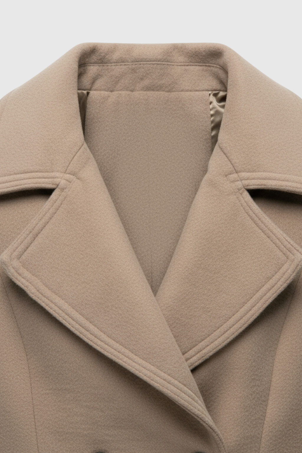 Coat : Women's Khaki Trench Coat in van Vanda Liamo