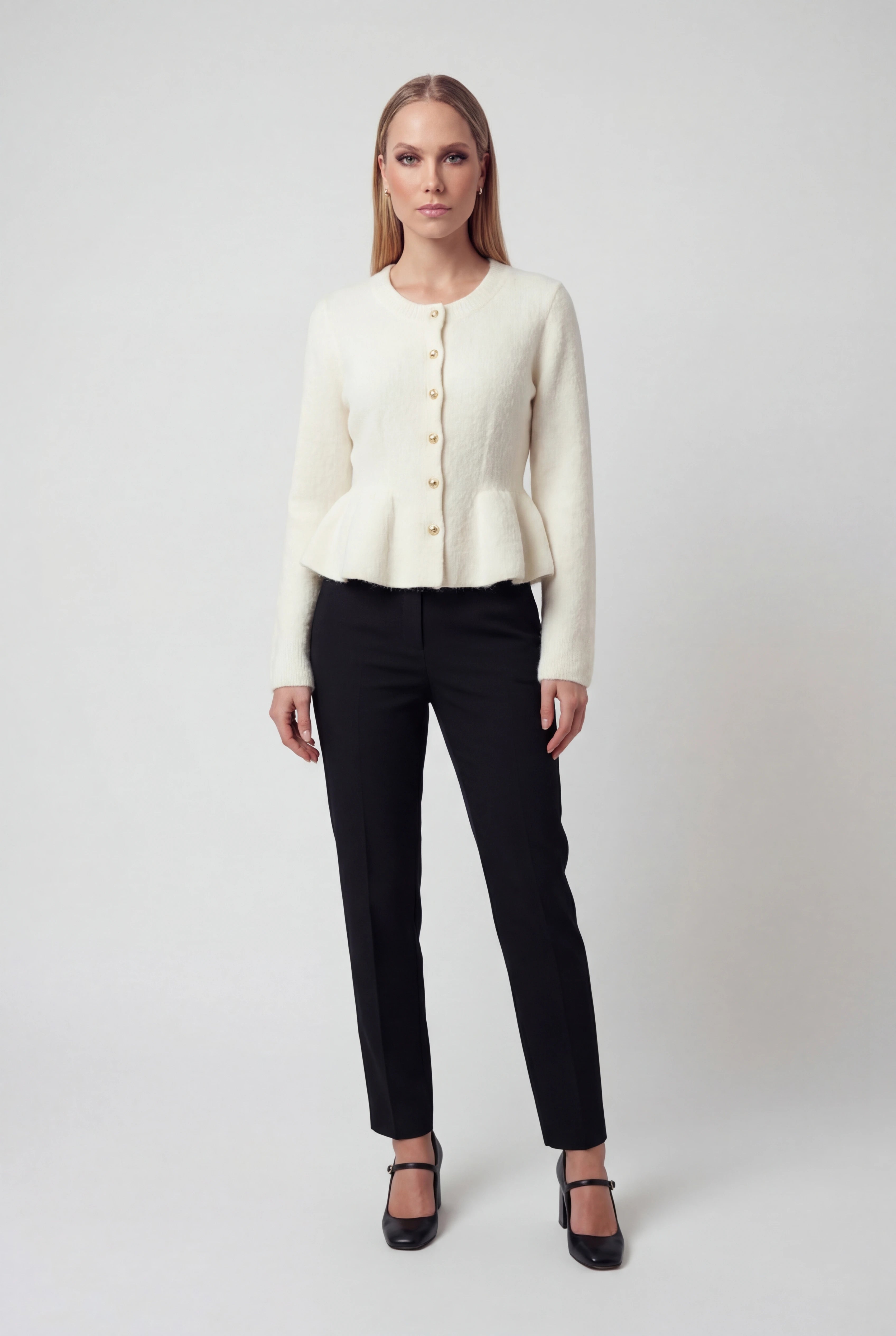 Cardigan : Women's Ruffled Knit Cardigan Sweater - Long Sleeve, Open Front in van Vanda Liamo