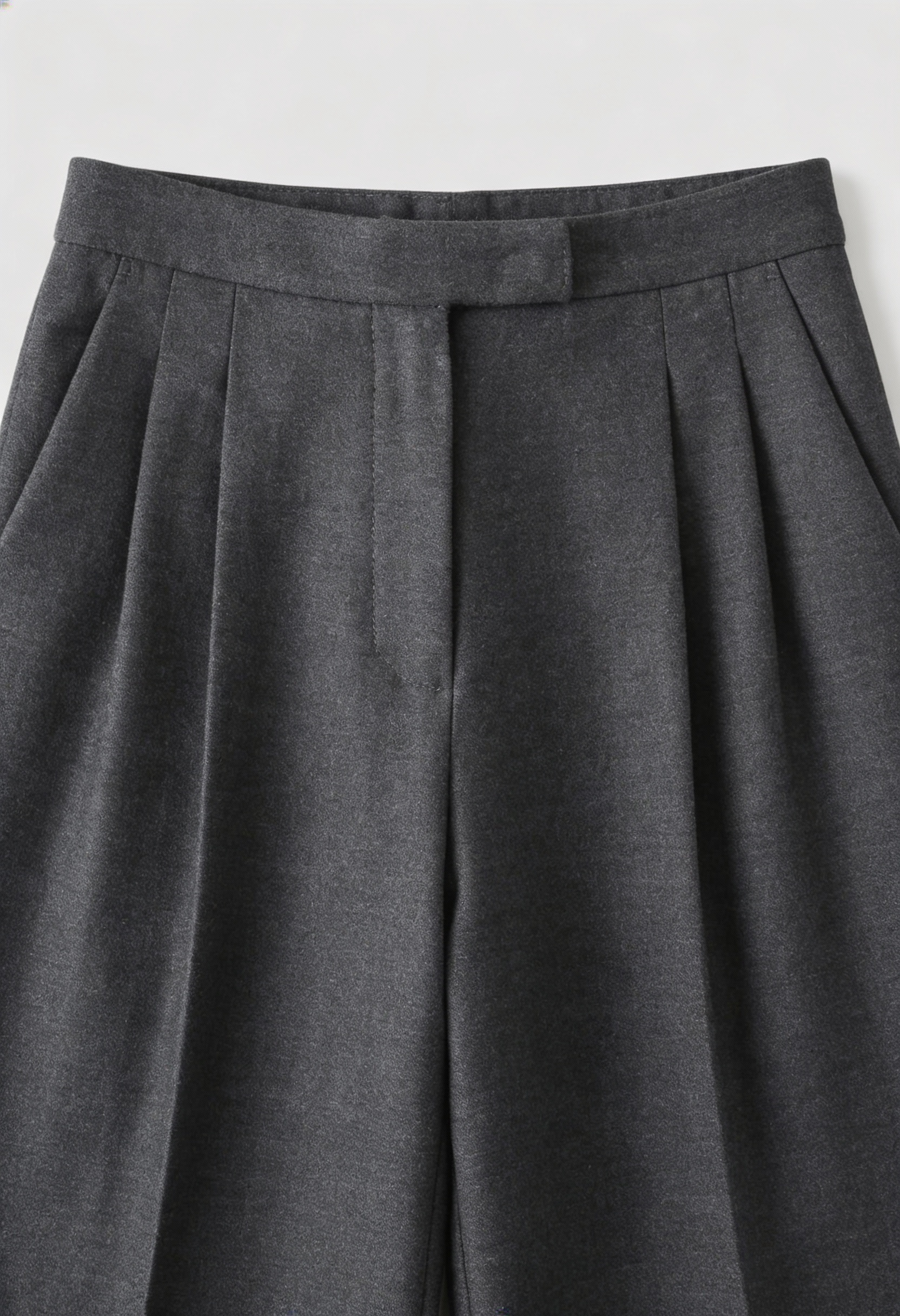 Pants : Women's High-Waisted Gray Pants in van Vanda Liamo