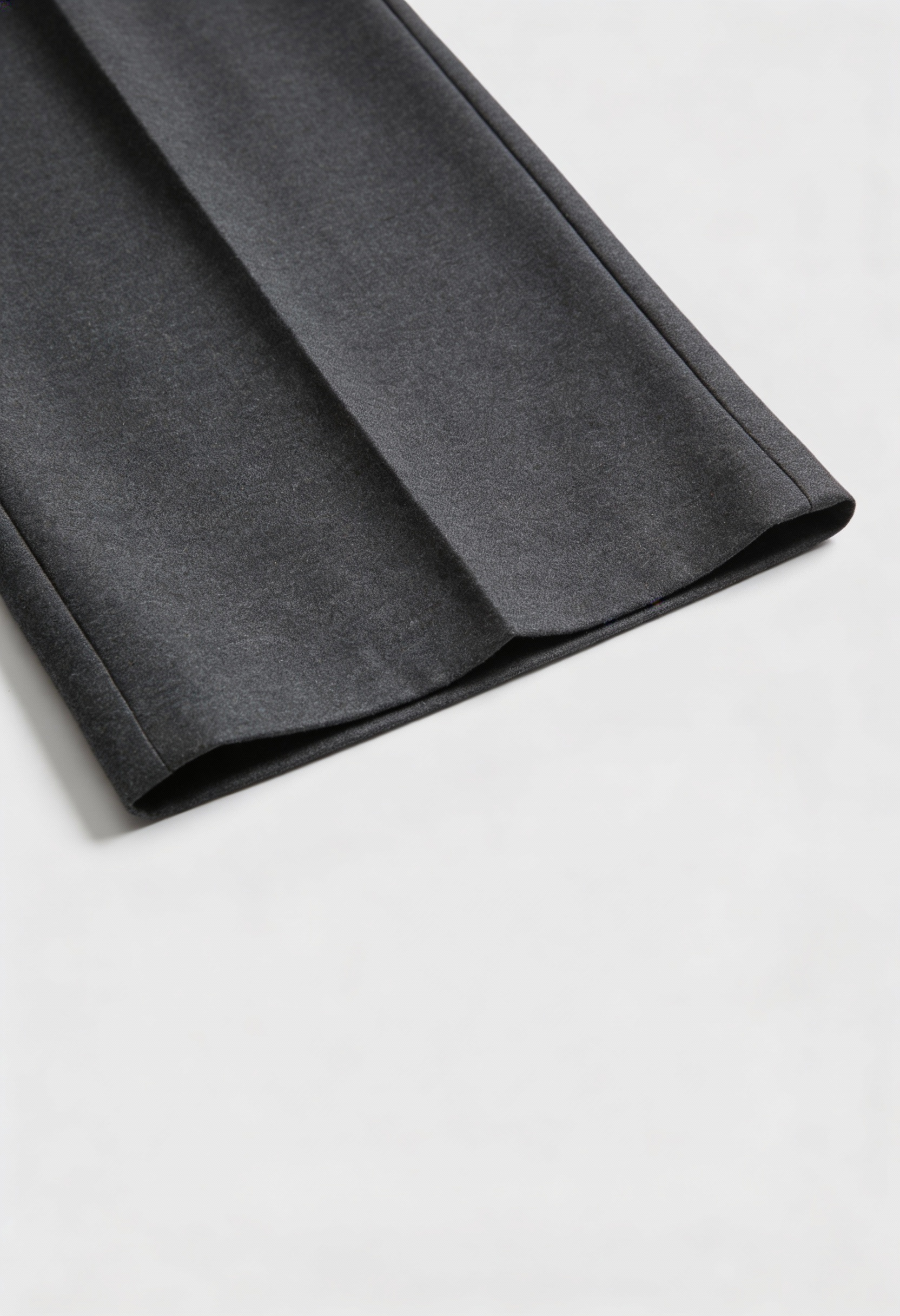 Pants : Women's High-Waisted Gray Pants in van Vanda Liamo